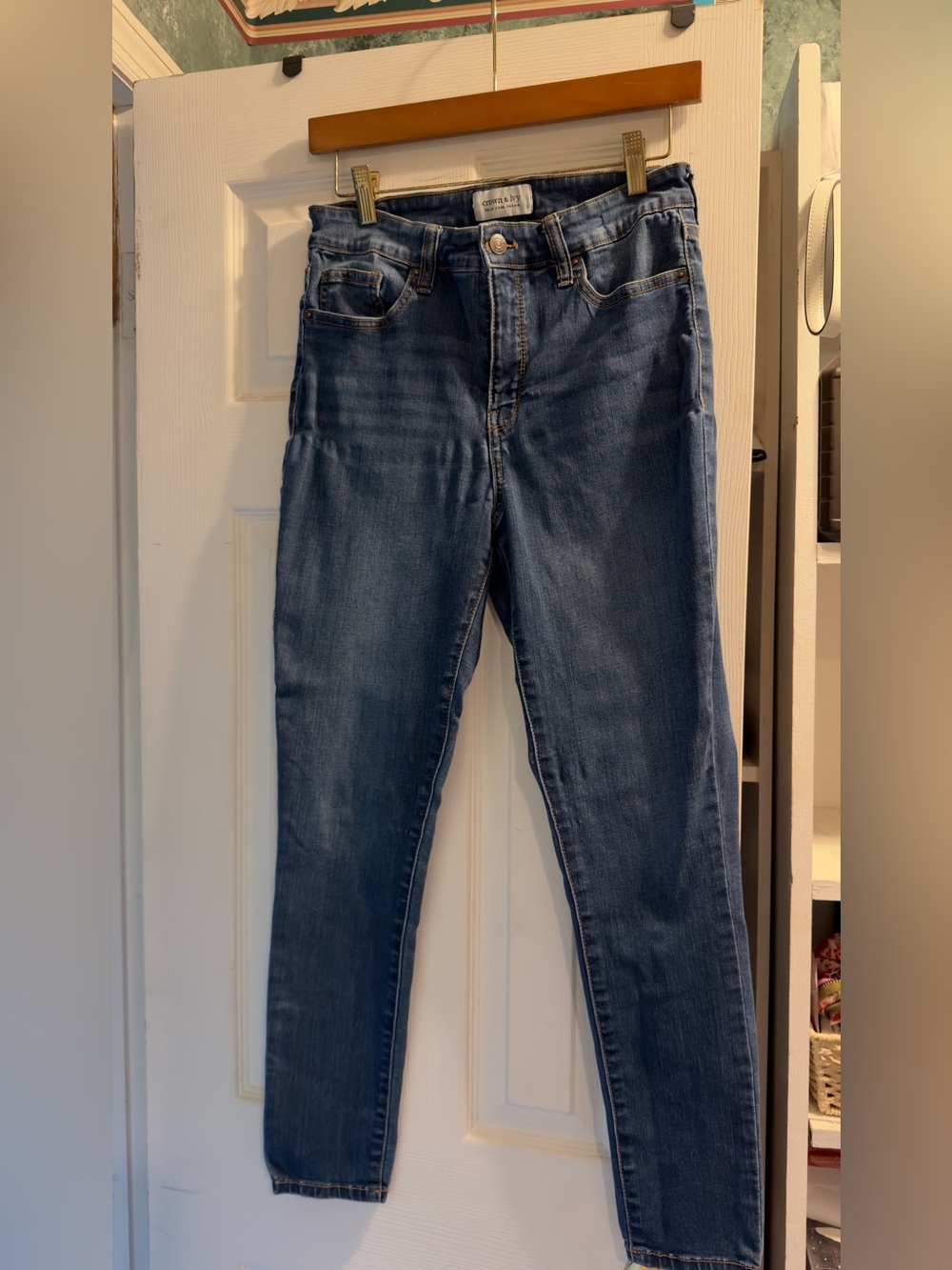 crown & ivy Indigo High Rise Skinny Jeans